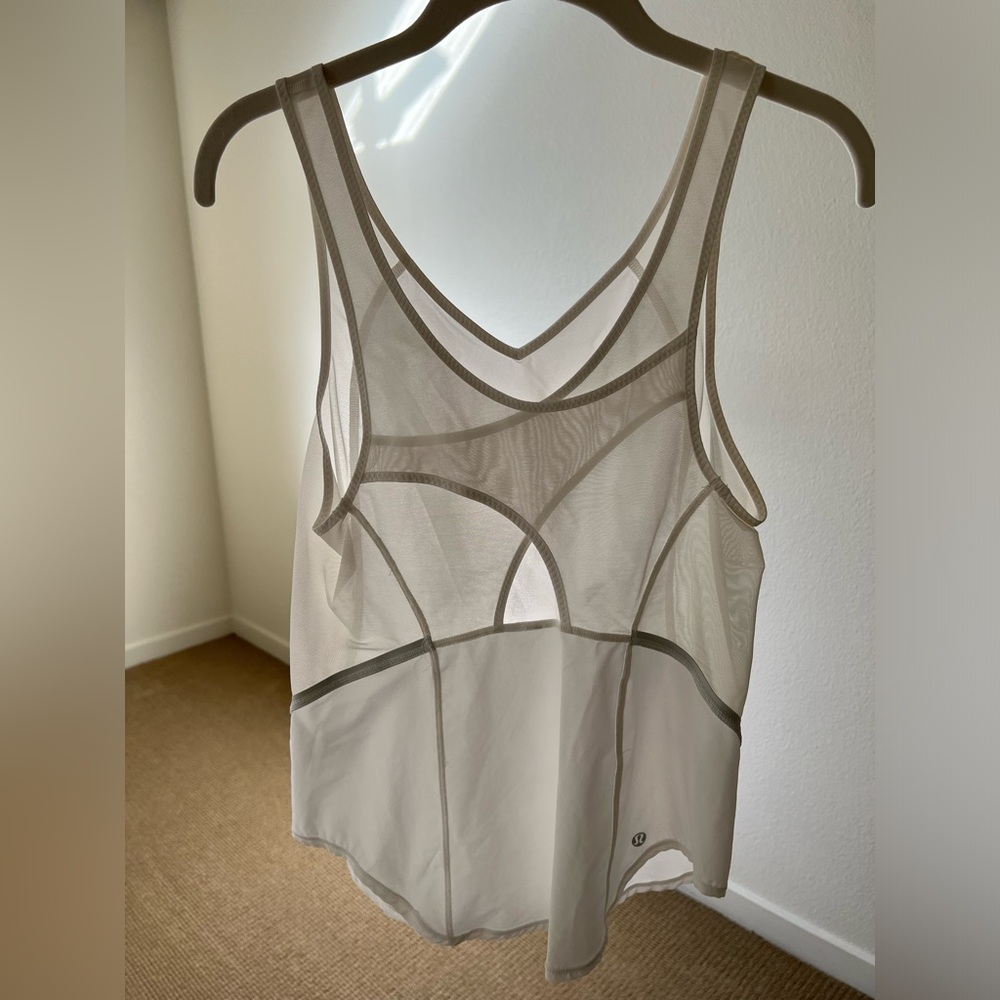 Lululemon Athletica White Sleeveless Asymmetrical Tank Top